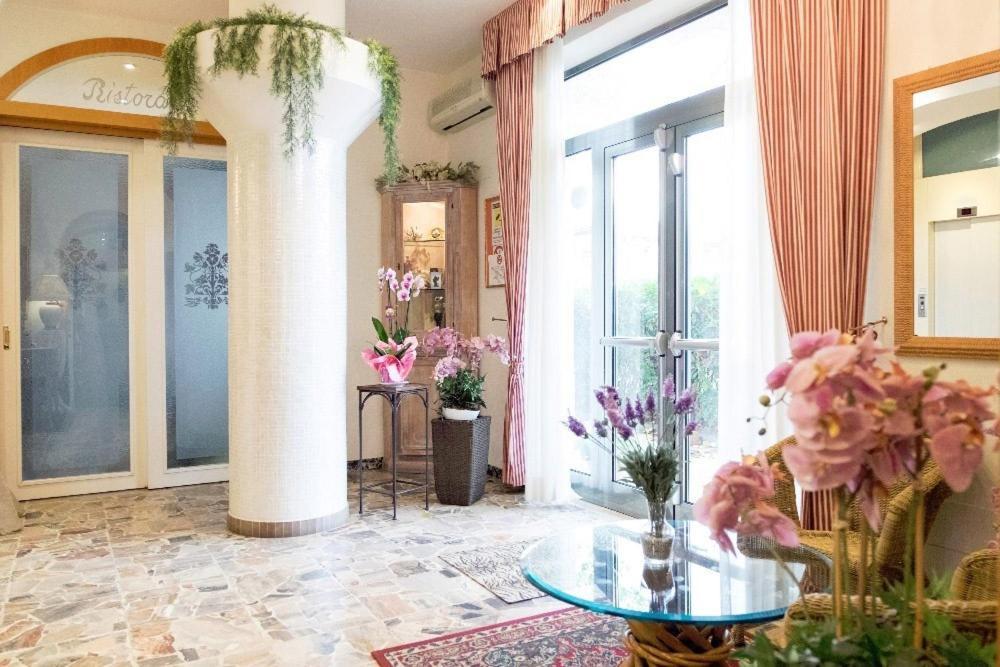 Hotel Edy Rimini Ngoại thất bức ảnh