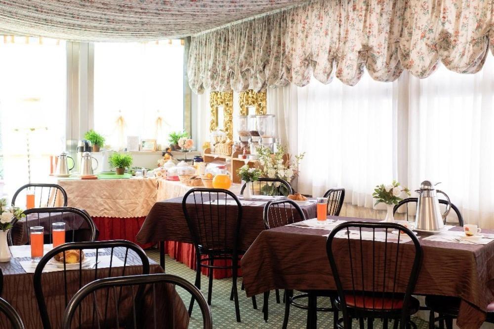 Hotel Edy Rimini Ngoại thất bức ảnh