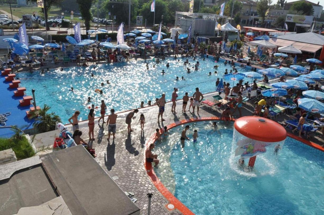 Hotel Edy Rimini Ngoại thất bức ảnh