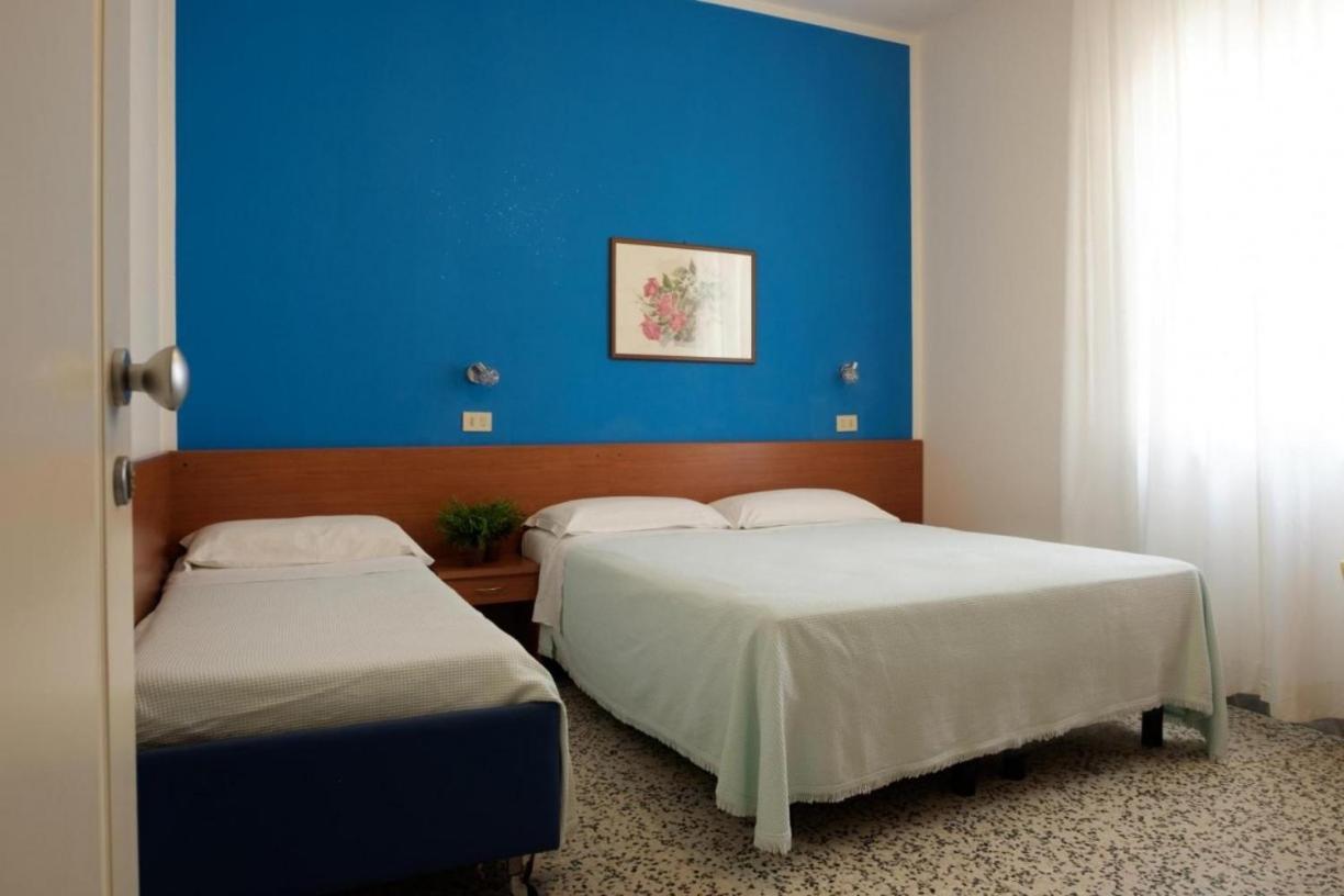 Hotel Edy Rimini Ngoại thất bức ảnh