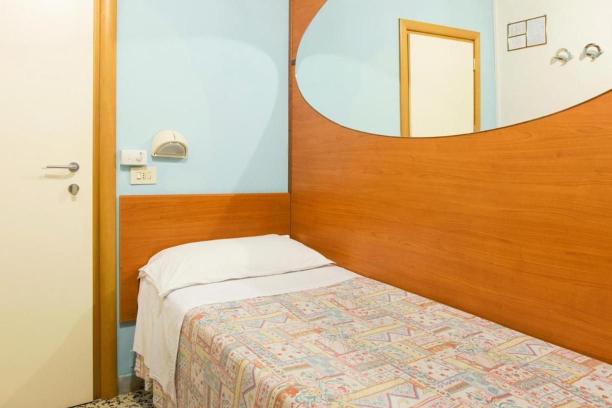 Hotel Edy Rimini Ngoại thất bức ảnh